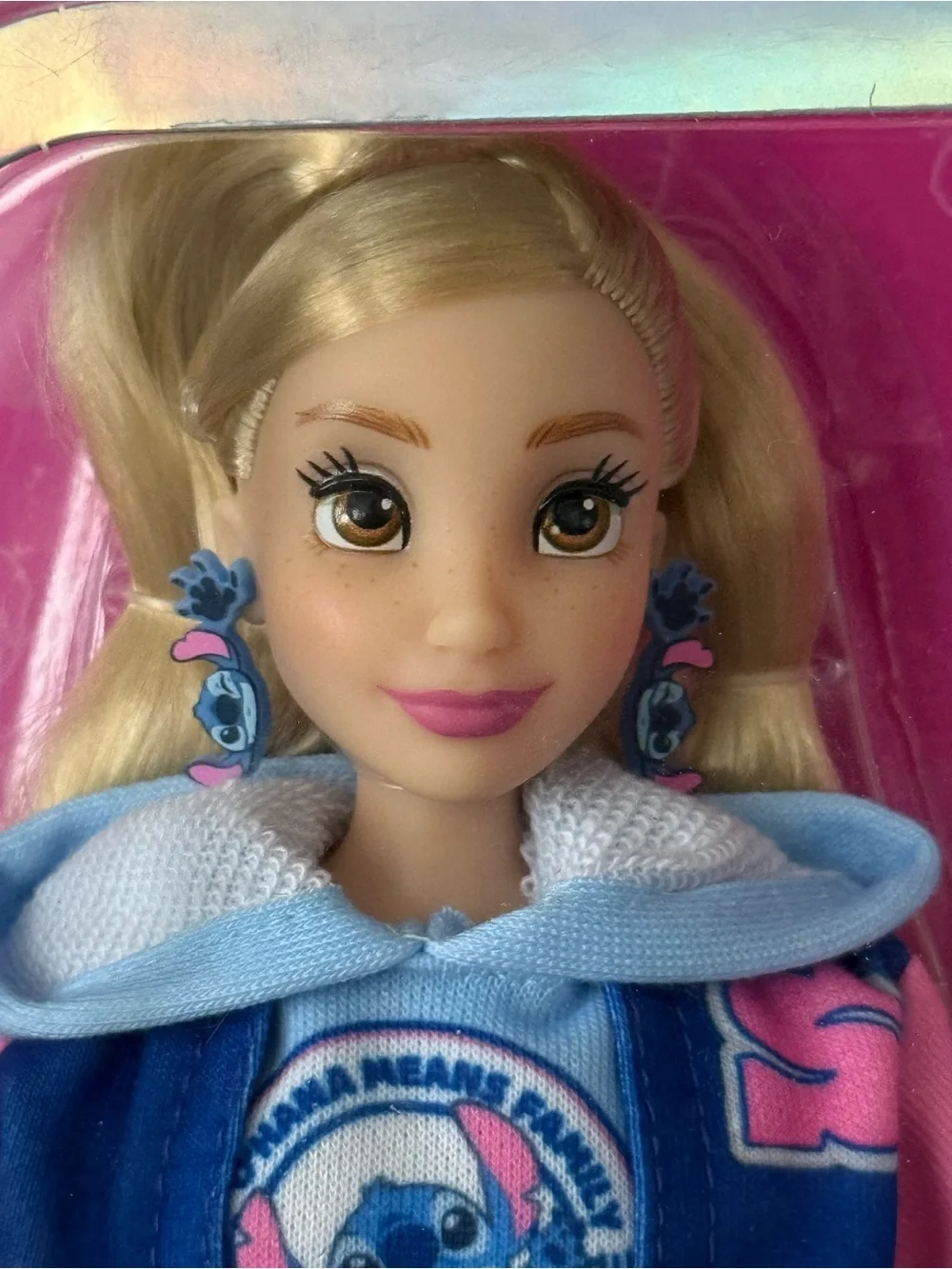 Disney Ily I Love Stitch Deluxe Fashion Doll